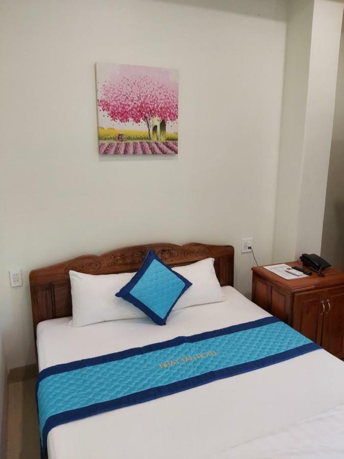 Nhat Tan Hotel Quy Nhon Exterior photo